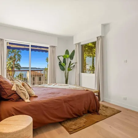 121 Marechal - 3-bedroom Sea View And Parking Apartment